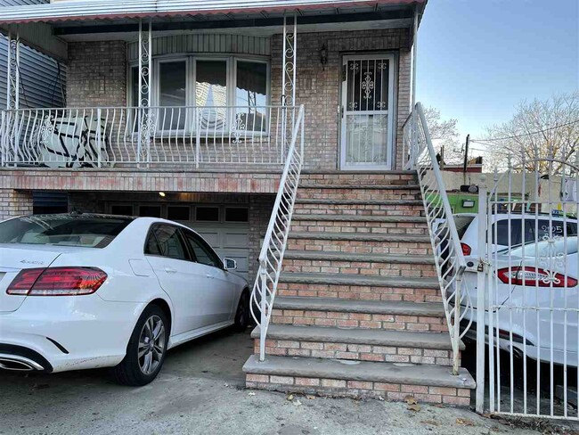 Building Photo - 109 Tonnele Ave