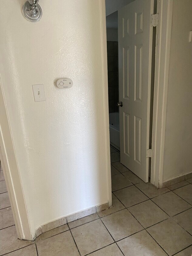 Primary Photo - 1520 Palm Dr