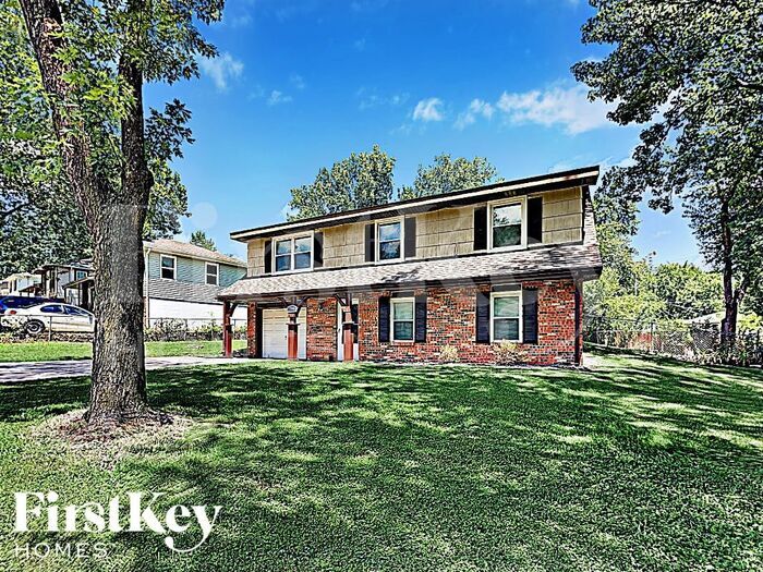 Primary Photo - 5548 NE 58th St