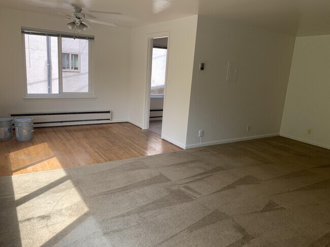 Foto del edificio - 1400 Queen Anne Ave N