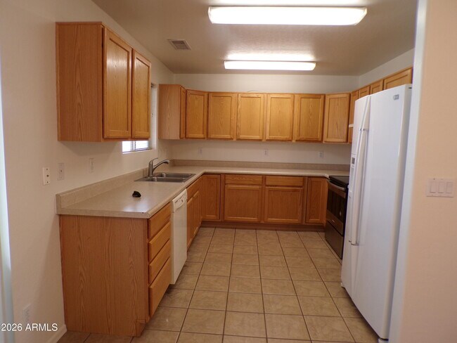 Foto del edificio - 610 S Azure Dr