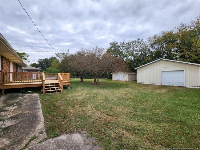 Foto del edificio - 7510 Bridgeman Dr