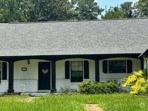 Building Photo - 2300 Aster Way