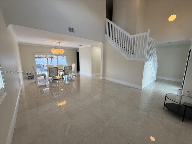 Foto del edificio - 15624 SW 20th St