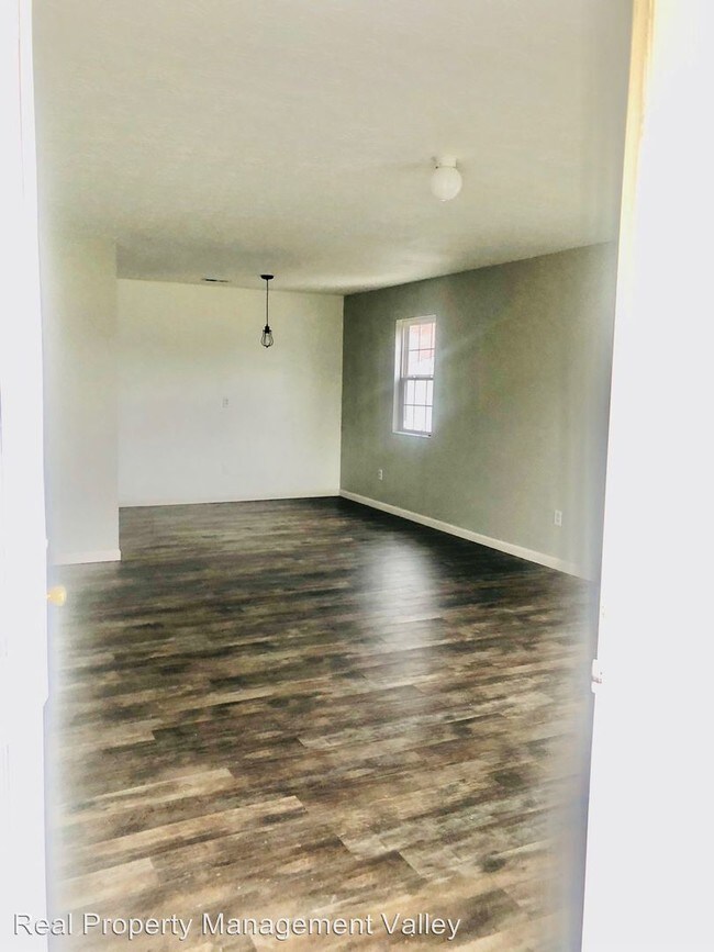 Building Photo - 3 br, 2 bath House - 2462 Virginia Avenue