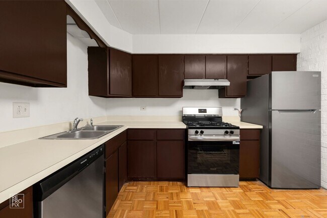 Foto del edificio - Two Bed Condo Olive Tree Naperville