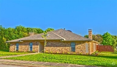 Building Photo - 534 Shennandoah Dr