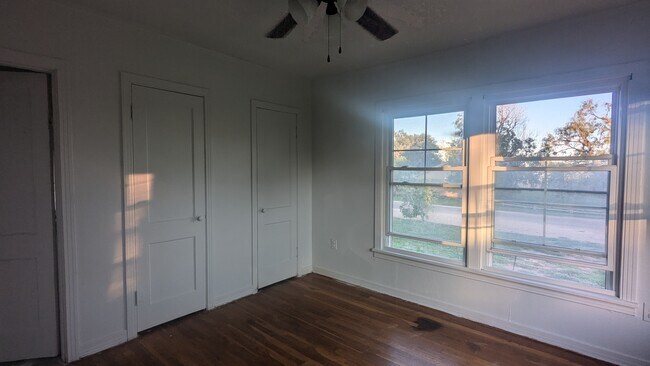 Bedroom 1 - 1421 Chadbourne St