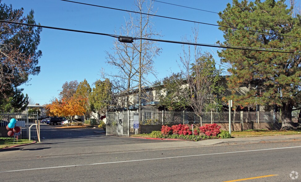 Cottage Bell Apartments Rentals Sacramento, CA