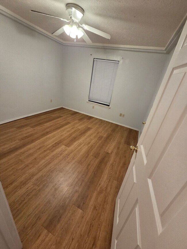 Foto del edificio - 600 S Abilene Ave