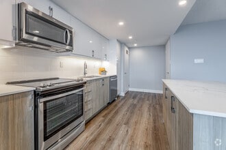 Interior Photo - 8 Silver Maple Court