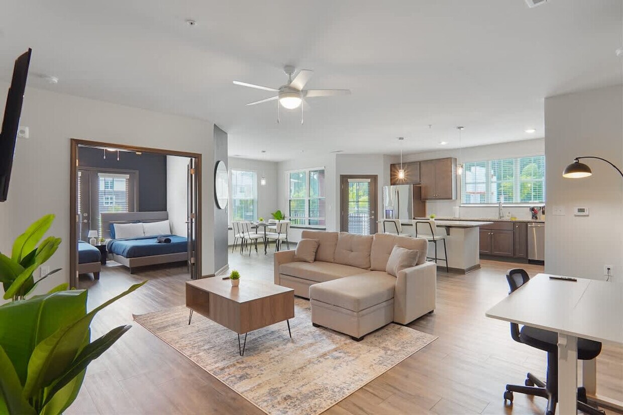 Foto principal - 1540 Dunn Rd
