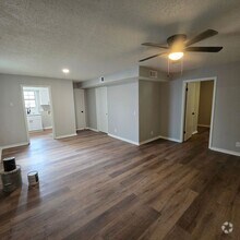 Building Photo - 635 N Conway St