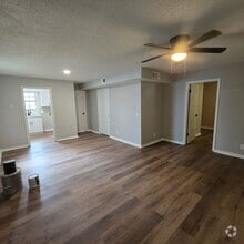 Building Photo - 635 N Conway St