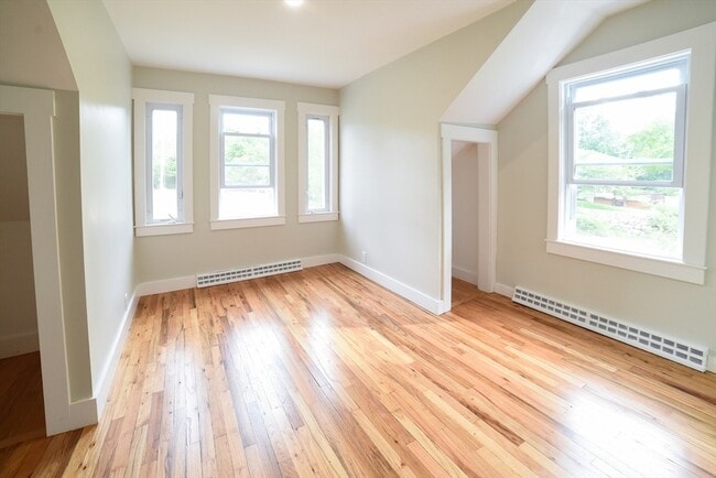 Building Photo - 76 Slades Corner Rd