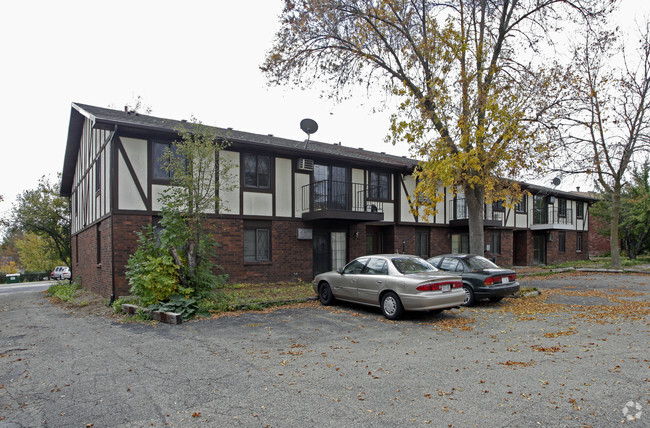 Building Photo - 4516-4520 Thurston Ln