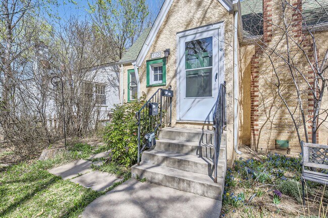 Foto del edificio - 520 S Loomis Ave