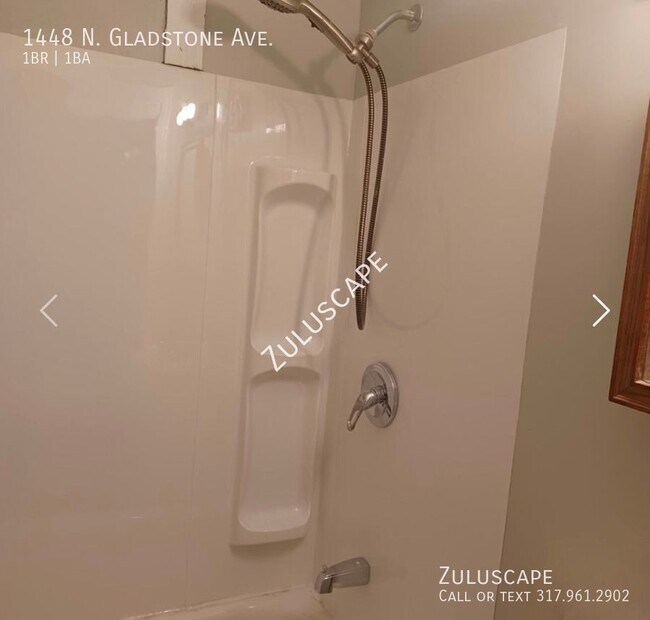 Building Photo - 1448 n. Gladstone / 1 bed 1 bath on Indy's...
