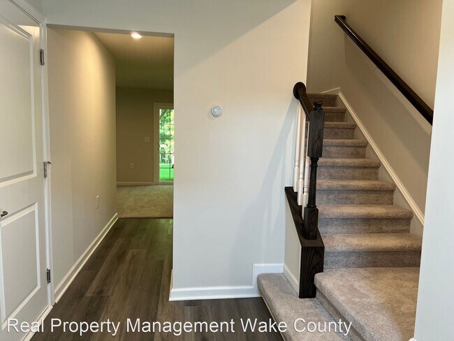 Building Photo - 3 br, 2.5 bath House - 1036 Romeria Drive