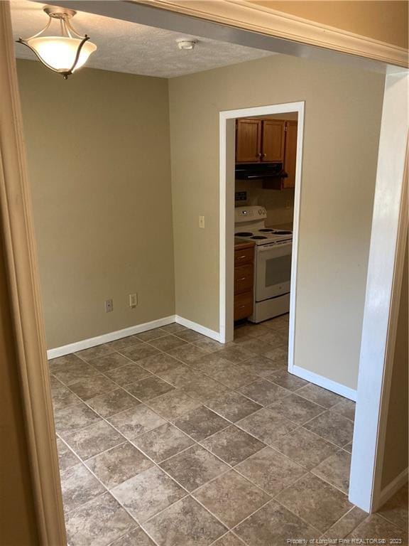 Building Photo - 2259 Skyview Dr