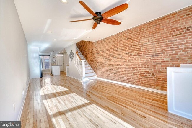 Building Photo - 807 N Chester St