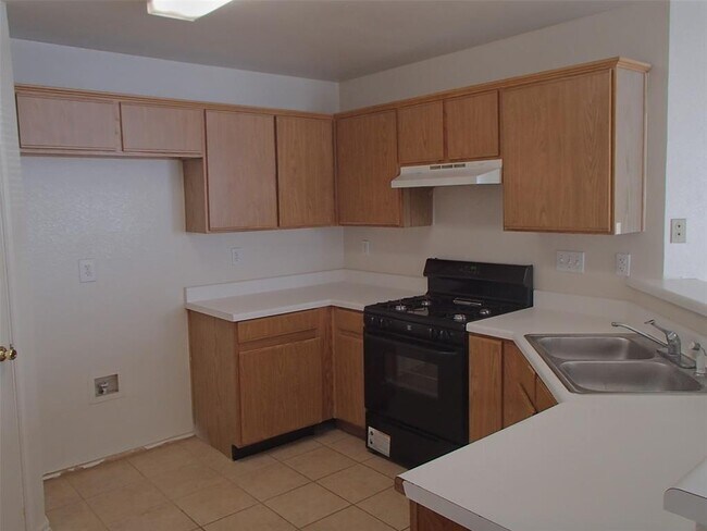 Building Photo - 2216 Smith Branch Blvd