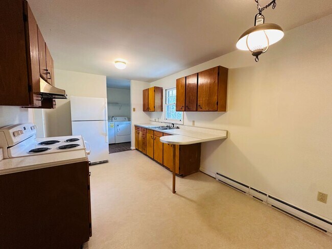 Foto del edificio - 1605 Lark Ln