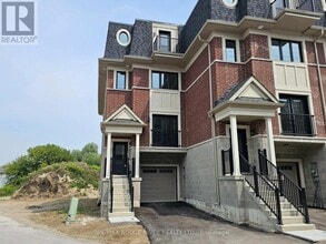 Building Photo - 10 Marret Ln