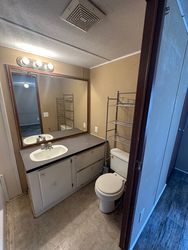 Foto del edificio - 118 Wild Forest Ln