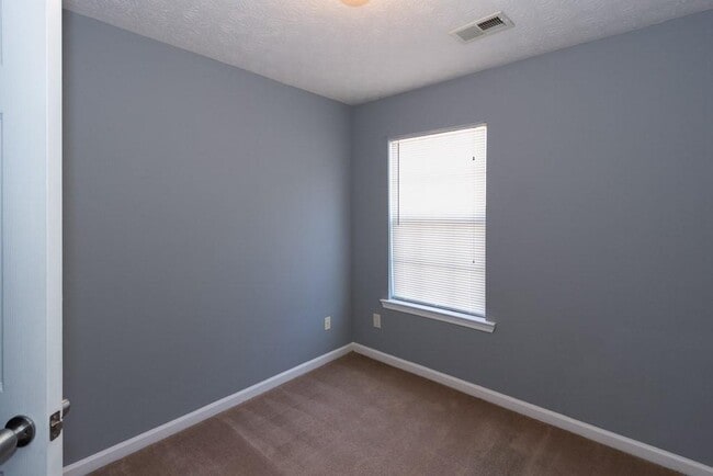 Building Photo - 170 Blake Ave