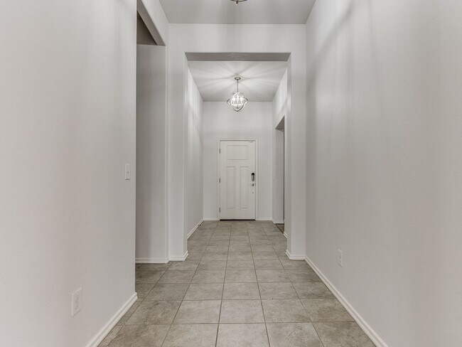 Foto del edificio - 15704 Caney Dr