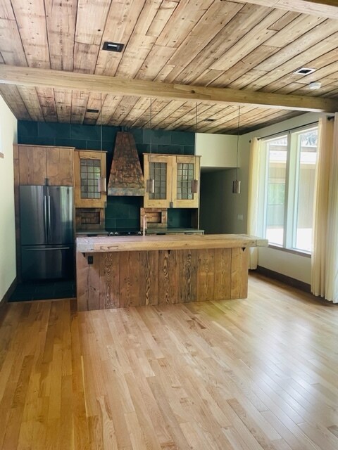 Kitchen with bar area seating - 6164 SW Capitol Hwy