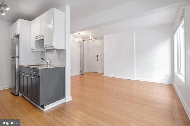 Foto del edificio - 2639 15th St NW