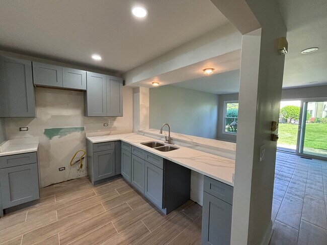 Foto del edificio - 257 Doral Ct