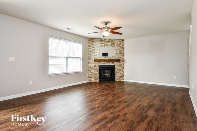 Foto del edificio - 234 Taylors Landing Ave