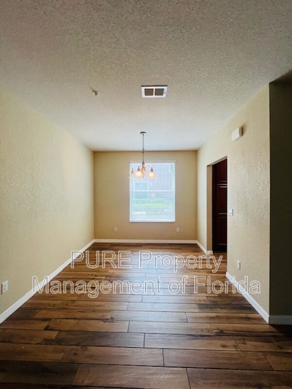 Building Photo - 8317 Bella Vida Cir
