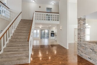 Building Photo - 715 Trademark Pl