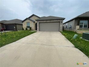 Building Photo - 7305 Lee Hall Loop