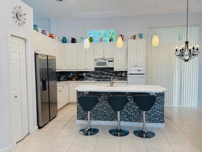 Foto del edificio - 4285 NW 62nd Rd