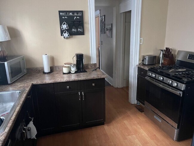 Foto del edificio - 4 Bedroom Single Family Home in Rochester