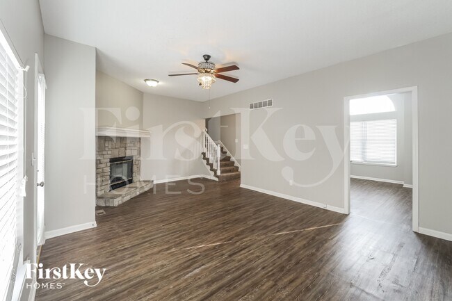 Foto del edificio - 1611 Cooper Dr