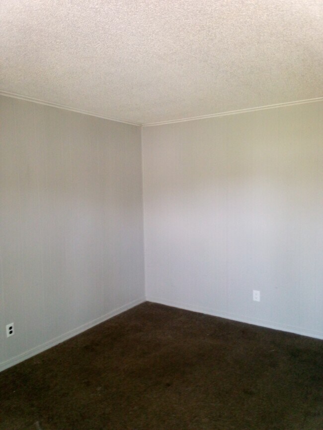 Foto del edificio - 2508 Phoenix Ave