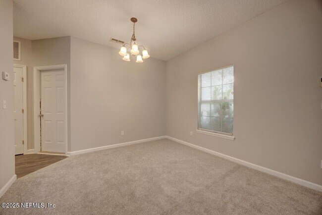 Building Photo - 14014 Summer Breeze Dr
