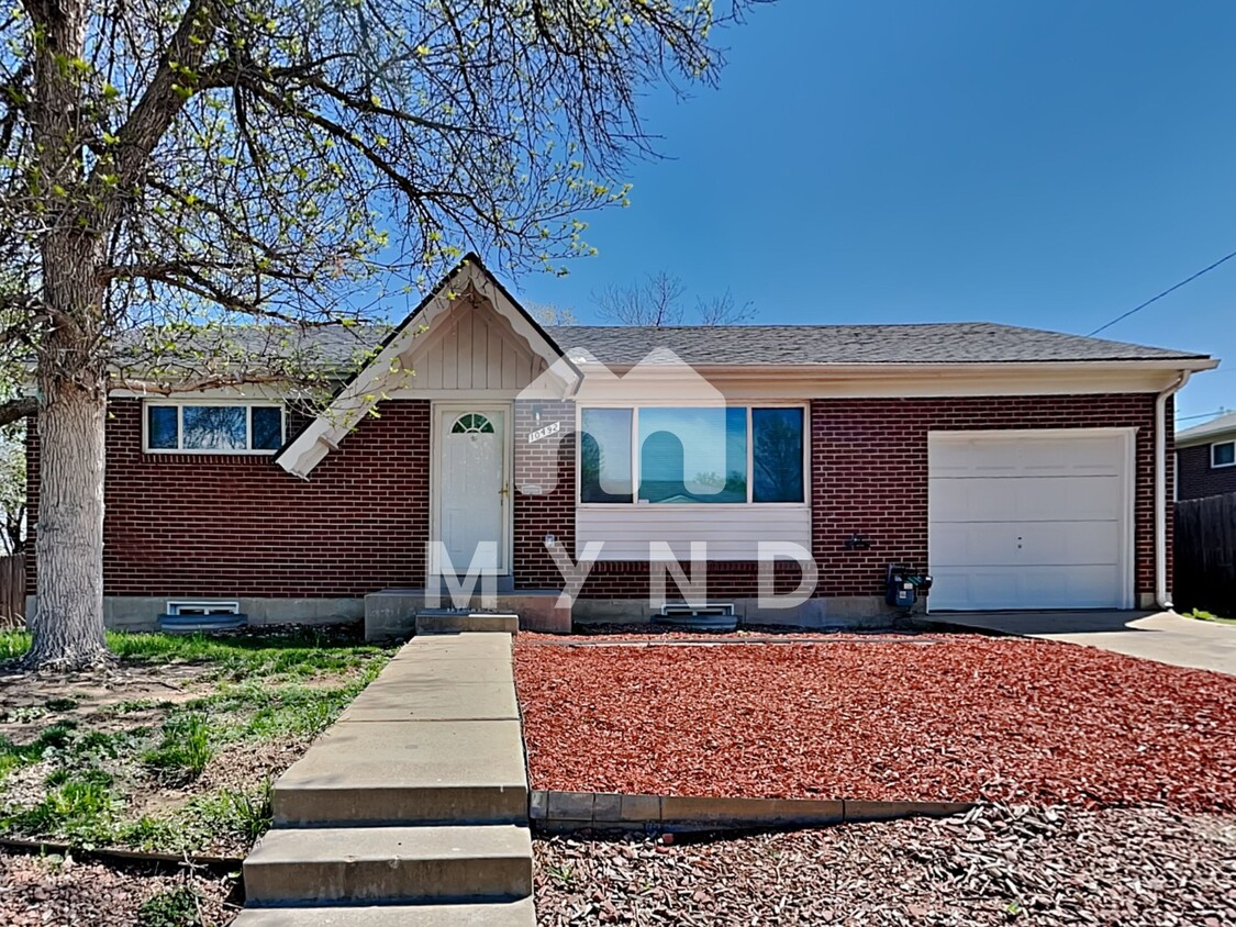 Primary Photo - 10492 Marion Way