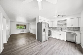 Building Photo - 4707 Fishcreek Rd
