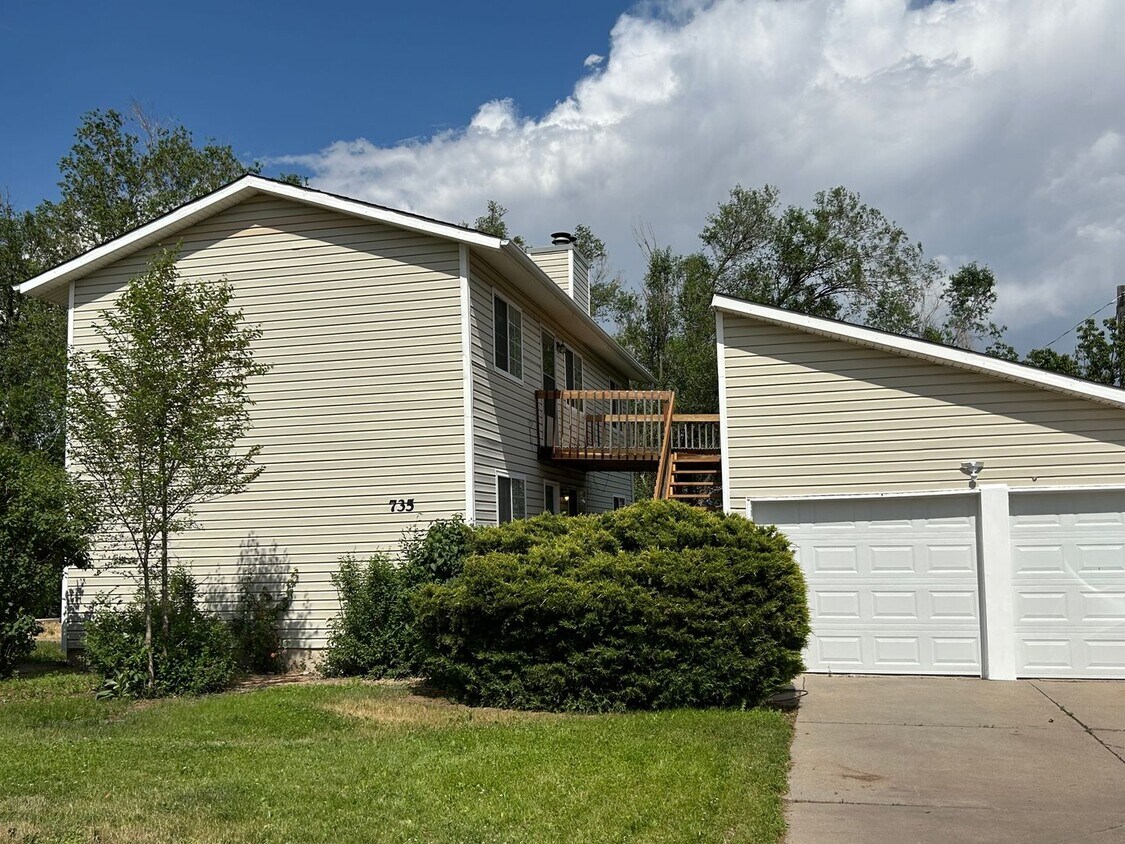 735 Manitou Blvd Unit Manitou Blvd 735 B, Colorado Springs, CO 80904