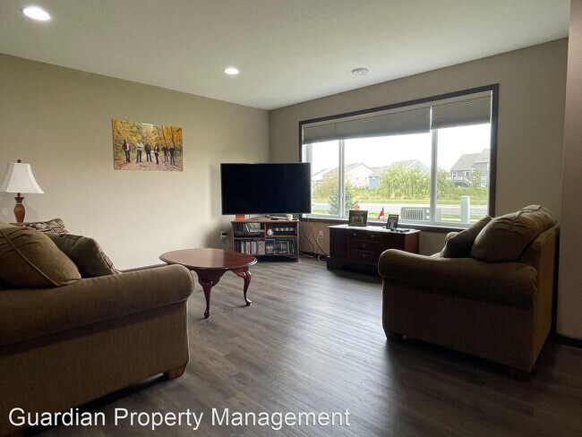 Foto del edificio - 3 br, 2.5 bath House - 7910 210th St W