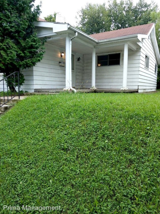 Foto del edificio - 3 br, 1 bath House - 797 E Main St