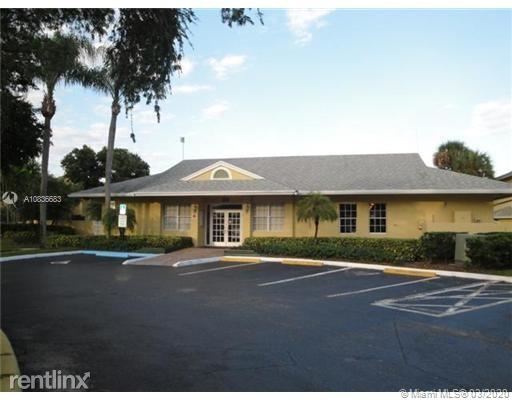 Foto del edificio - 2 br, 2 bath Condo - 2301 NW 96th Ter