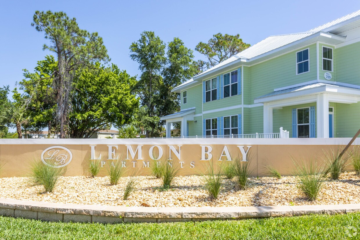 Lemon Bay Apartments Apartments in Englewood, FL